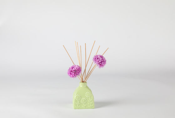 陶磁器のびんの家の芳香のReedの拡散器